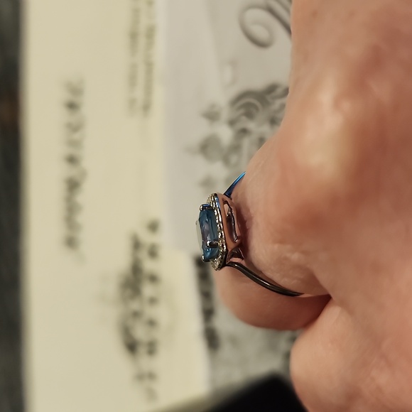 14k White Gold Ladies Blue & Diamond Ring ring - Picture 6 of 17